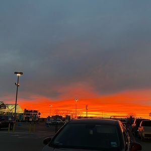 Meet your Posher, Devin